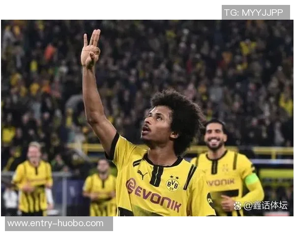 多特蒙德半场领先斯图加特埃姆雷詹点球破门拜尔补射得分